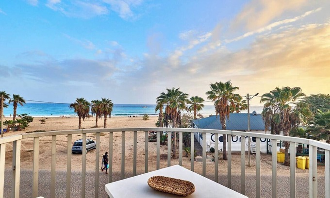 Santa Maria Apartment | Leme Bedje Sea View - Pool & Wifi
