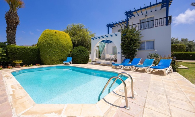 Argaka Villa | Lemon Grove Ena: Modern villa with private swimming pool set close to the beach in Argaka