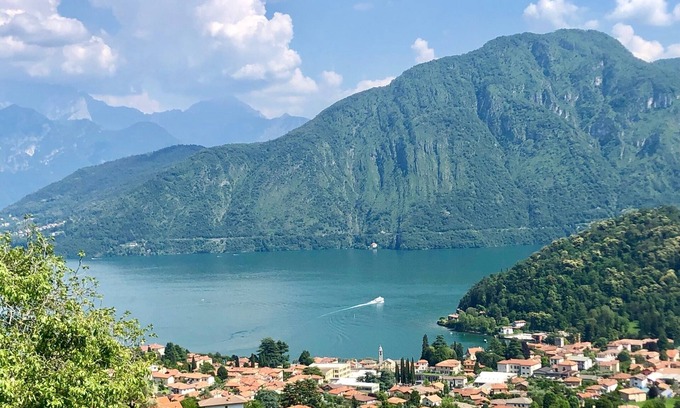 Tremezzina House | Lenno Villa Panoramica lake view home sleeps 8 guests by Italian Apartments.