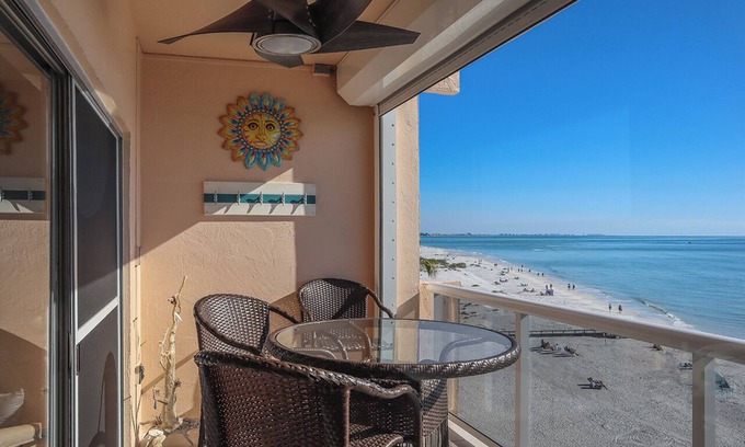 South Island Condo | Leonardo Arms 529 Beachfront 2B/2B Vacation Condo! Palm Trees And Sunshine!