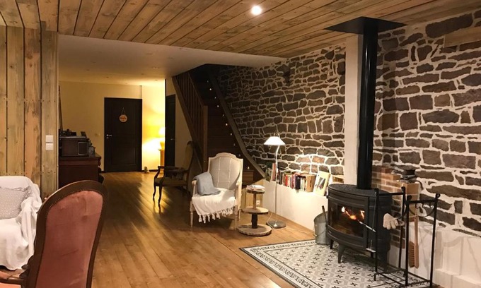 Saint-Malon-sur-Mel Bed & Breakfast | Les Bouyeres
