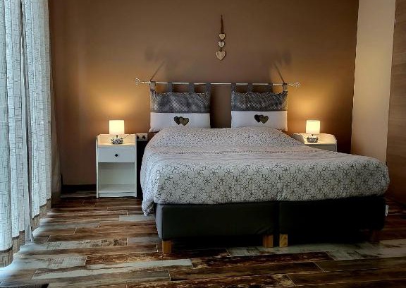 Sainte-Ode Bed & Breakfast | Les chambres de la fontaine de brul