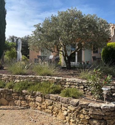 Lioux House | LES CISTES