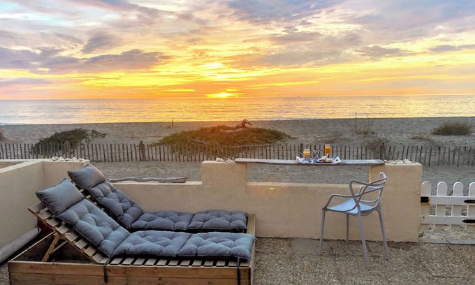 Leucate House | Les Coquillages Exceptional site Seafront house directly on Naturist beach