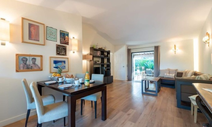 Cote d'Azur- French Riviera House | Les Cottages des Mûriers by Interhome