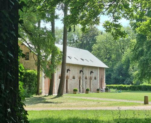 Brestot Bed & Breakfast | Les Ecuries du Château de Brumare