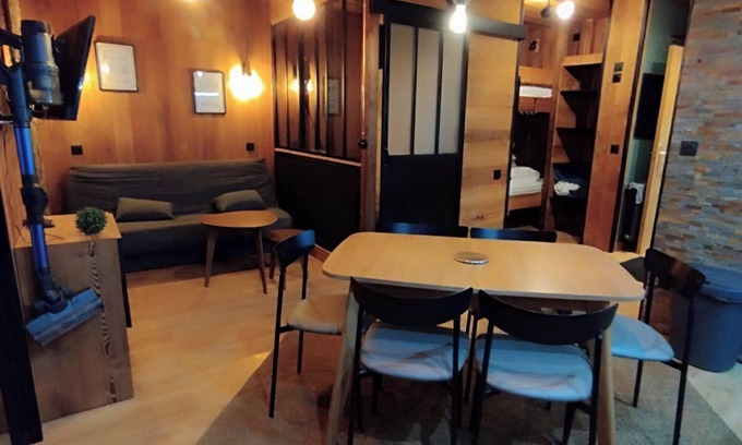 Les Orres Apartment | Les Orres 1800 apartment with indoor pool