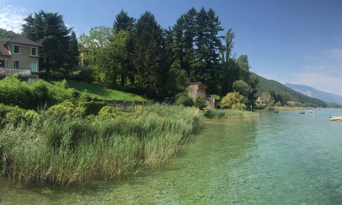 Conjux House | Les Pieds dans l’Eau, House on the shores of the lake du Bourget, Savoie.