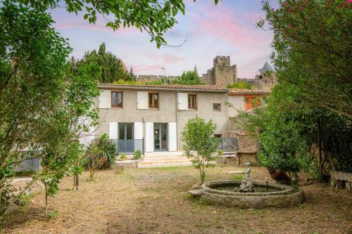 City of Carcassonne House | Les Pimprenelles