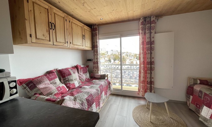 La Toussuire Apartment | les Sy'belles Ravières auCoeur de station skis aux pieds