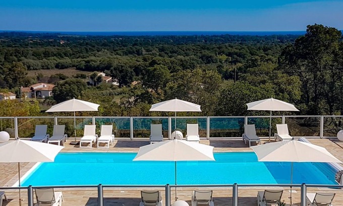 Serra-di-Fiumorbo Apartment | LES TERRASSES D'ACQUACITOSA Terrazza DI L'ARANCI T2