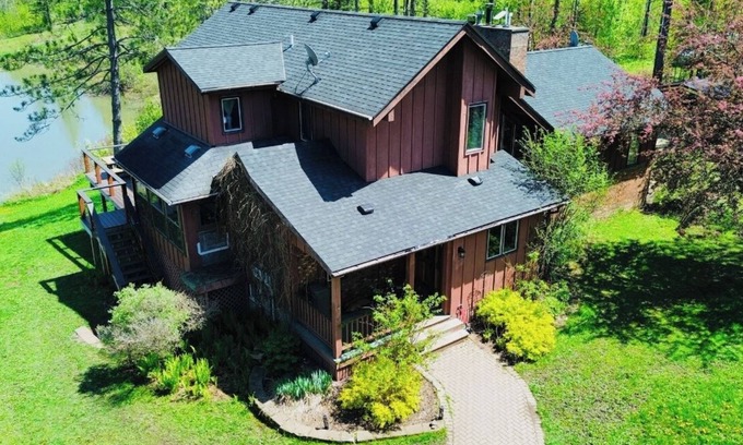 Duluth House | LESTER RIVER PINES Home Privacy Sauna Pond River Dog Friendly