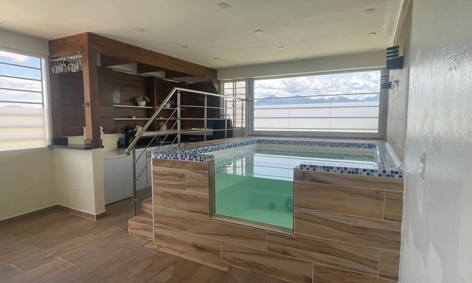 Bani Apartment | LIANA’s Rooftop .Penthouse with Private indoor Jacuzzi