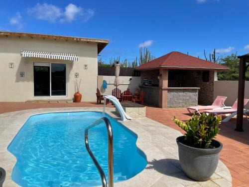 Piedra Plat Apartment | LiCe Garden Aruba