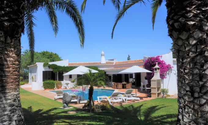 Alcalar Villa | Light-flooded private villa in Portuguese style with a large pool