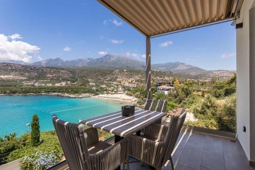 Stoupa Apartment | Lighthouse Apartments