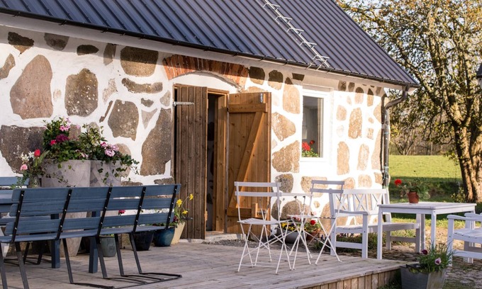 Lovestad Bed & Breakfast | Lilla Rygården Bed & Breakfast