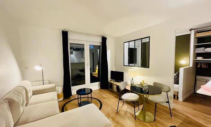 La Madeleine Apartment | Lille Saint Maur