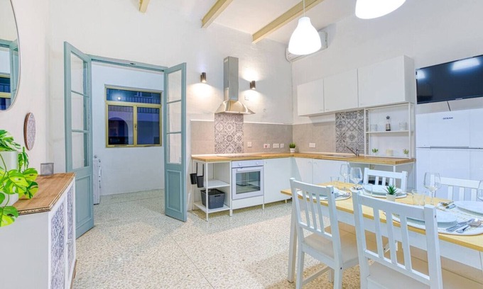 Madliena House | Lilly the Traditional Maltese Townhouse in Sliema