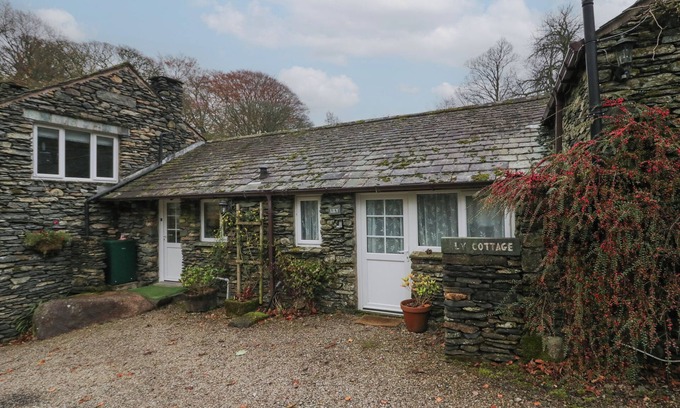 Bretherdale Cottage | LILY, with a garden in Kendal