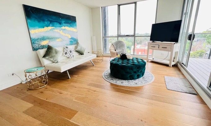 Lindfield Apartment | Lindfield steps to Train station & Shopping