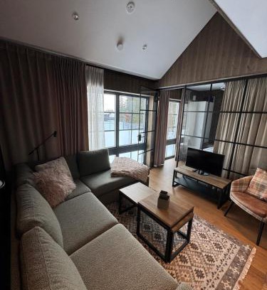 Salen Apartment | Lindvallen Ski Resort Pool and Padel - Sauna - 6 Guests