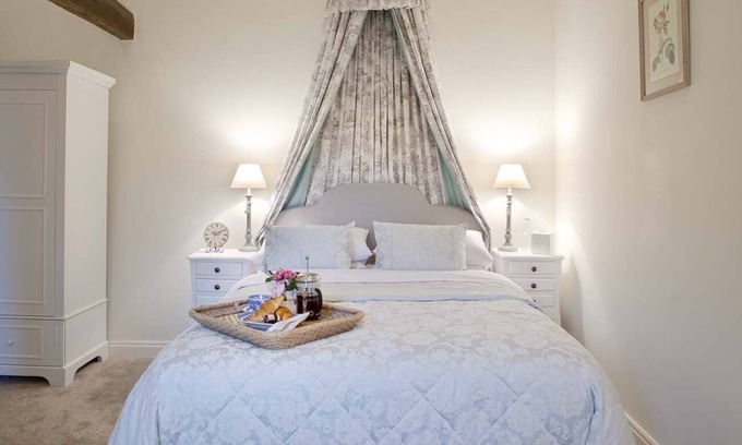 Giggleswick Apartment | Linton Court Coach House - Hayloft 1 - Settle, Yorkshire Dales