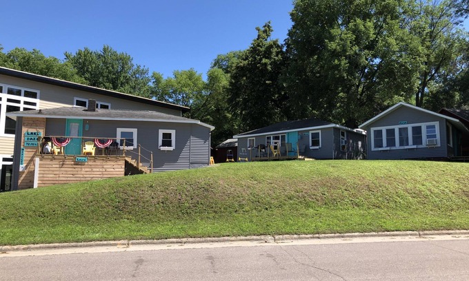 Arnolds Park Cottage | Lisa Cottage located 5 min walk from Arnolds Park!
