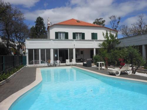 Oeiras House | Lisbon Blue House