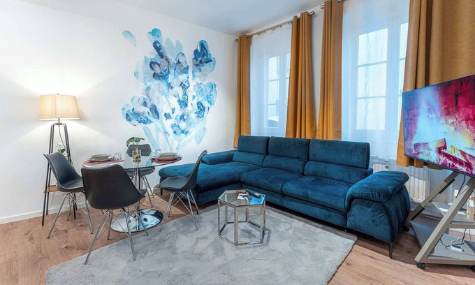 Weinheim Apartment | LiT LiVING: Luxus | Box SprIng | Marketplace