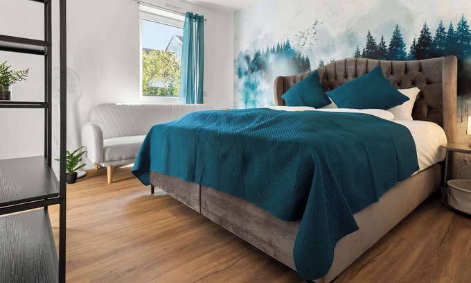 Woerth am Rhein Apartment | LiT LiVING: Luxus | Box SprIng | Parking | Balcony