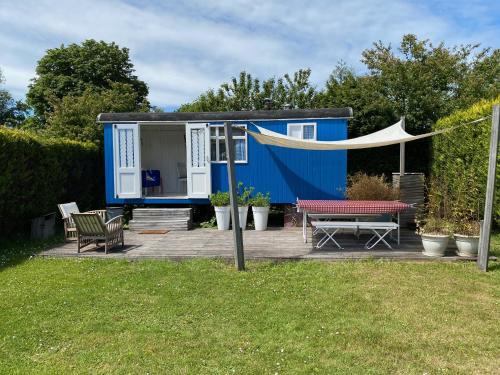 Oostvoorne Other | Little blue house (on the campsite)