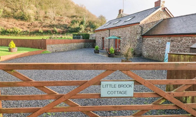 Llanddowror House | Little Brook Cottage