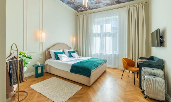 Center Apartment | Little Heaven Apartments