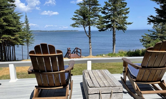 Owls Head Cottage | LITTLE ISLAND VIEW COTTAGE - Town of Owls Head