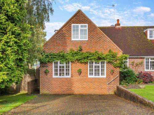 Findon House | Little Longmead