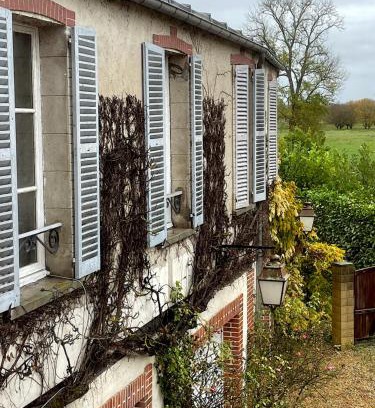 Montreuil Apartment | Little Paradise - Comfort and Quiet Getaway by the Eure