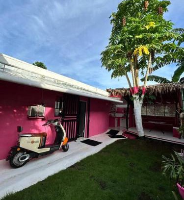 Pili Apartment | Little Pink Palace, near CWC