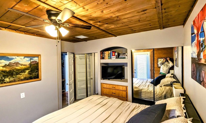 Cornville House | Little Star Estates -Vince's Cottage- Centrally Located Main House Near Sedona