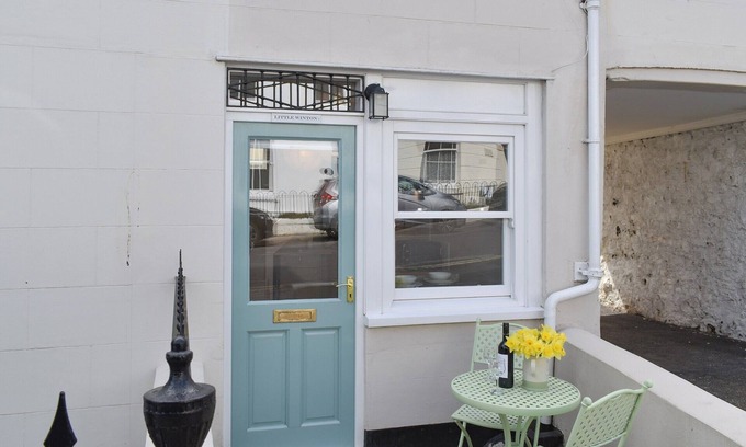 Charmouth Cottage | Little Winton, Charmouth
