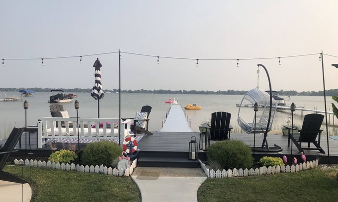 Bass Lake House | Live the dream at MyHappyPlace,Private dock15 min away from CulverAcademy βοΈβ΅οΈπ₯π£ββοΈπ΄ββοΈ