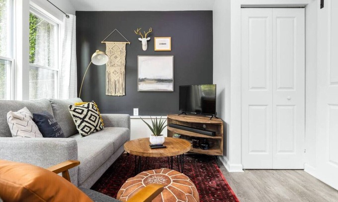 Mountain Brooke House | Living Big in Super Stylish ATL Tiny House