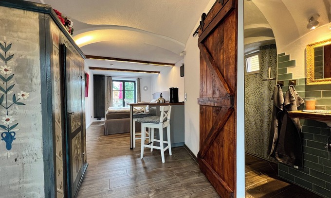 Grafengehaig Apartment | Living in a listed building, letting after complete refurbishment