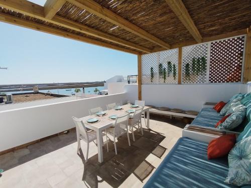 Santa Luzia House | Living Luzia