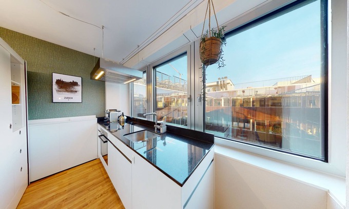District 9 Apartment | Livingtown AG