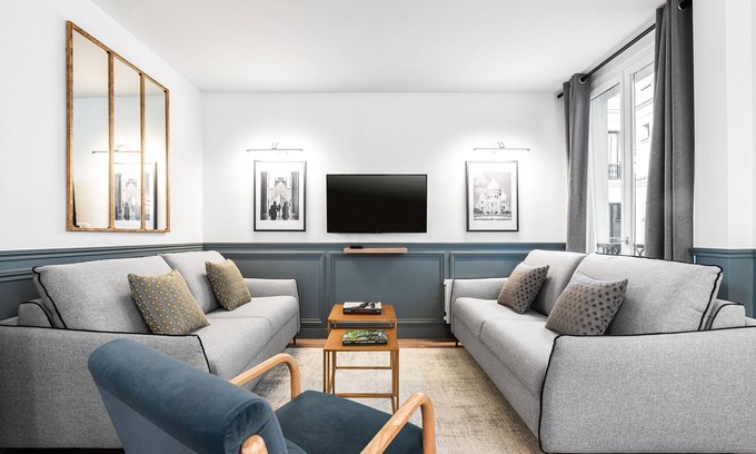Quartier de la Porte-Saint-Denis Apartment | LivinParis | Luxurious 2 Bedroom Opera VI