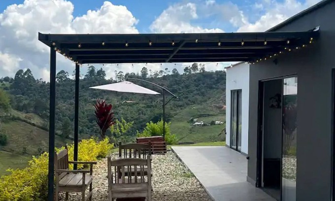 El Penol Villa | LK| Villa Amore Luxury and Nature with Spectacular Views of Guatapé and El Peñol