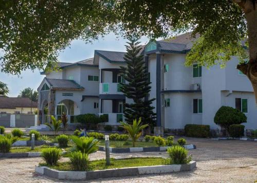 Langma Resort | LLOYDS BEACH RESORT and SPA