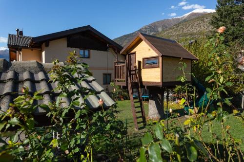 Villair-Amerique House | Lo Sherpa Holiday Home