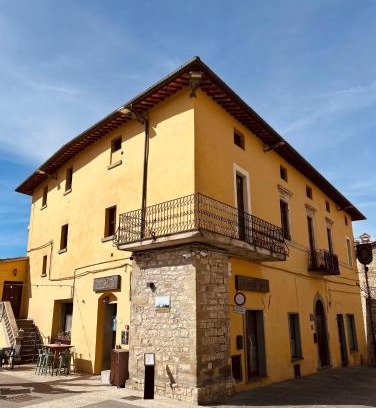Pietralunga House | LocAle Guest House